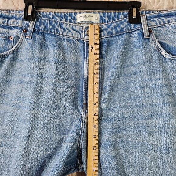Abercrombie & Fitch Curve Love Loose Jeans Womens 24 37" Light Wash High Rise - Picture 7 of 10